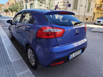 Kia Rio 1.2 CVVT 3p. GPL LX (10)