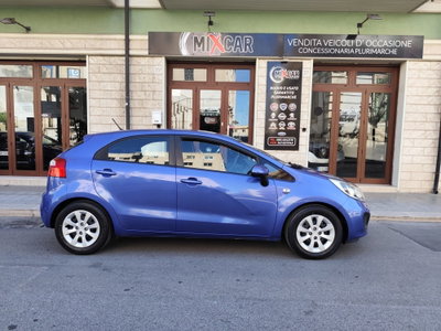 Kia Rio 1.2 CVVT 3p. GPL LX (7)