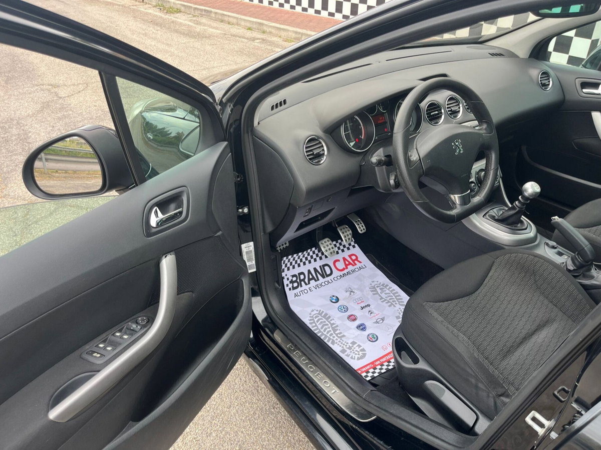 Peugeot 308 SW 1.6 8V HDi 112CV Ciel Sportium (11)