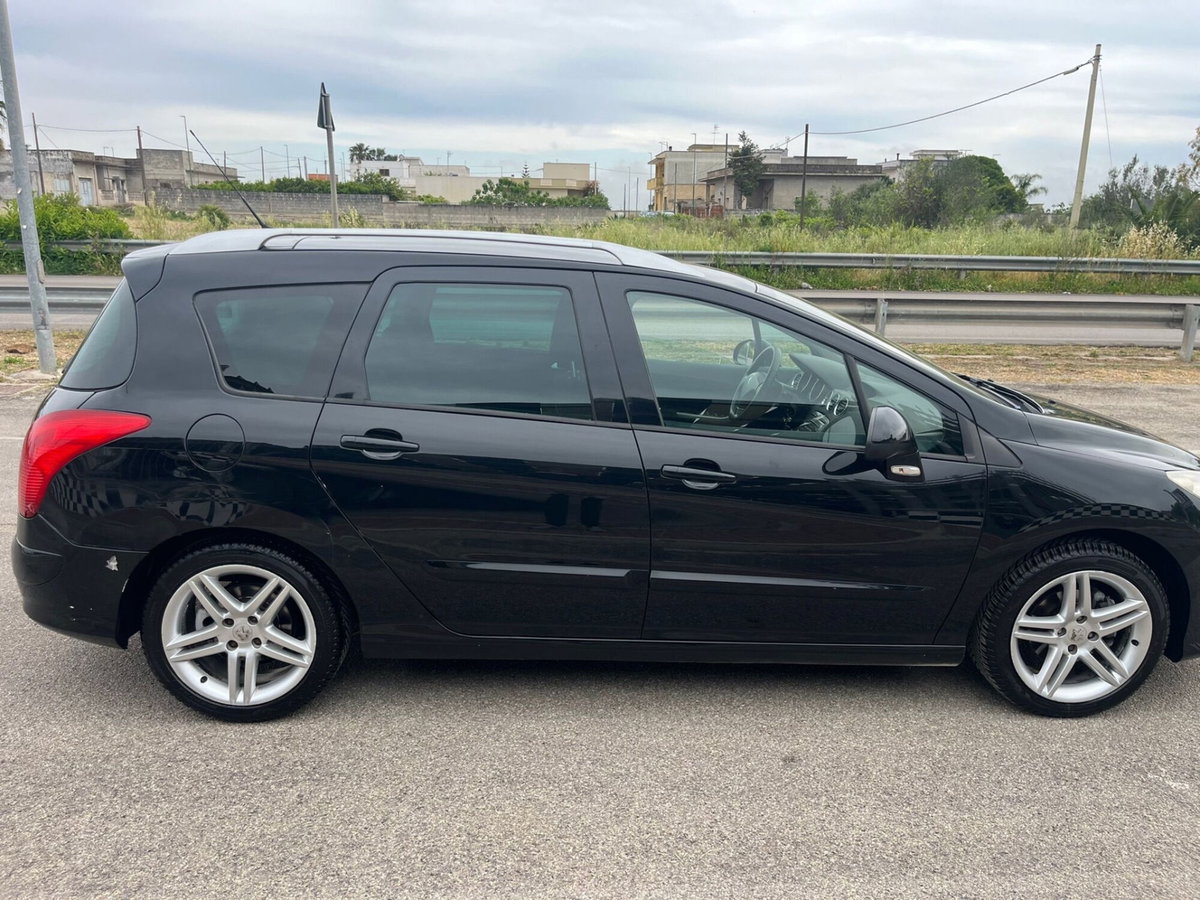 Peugeot 308 SW 1.6 8V HDi 112CV Ciel Sportium (4)