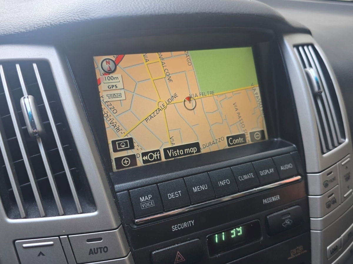Lexus RX 400h Ambassador (9)