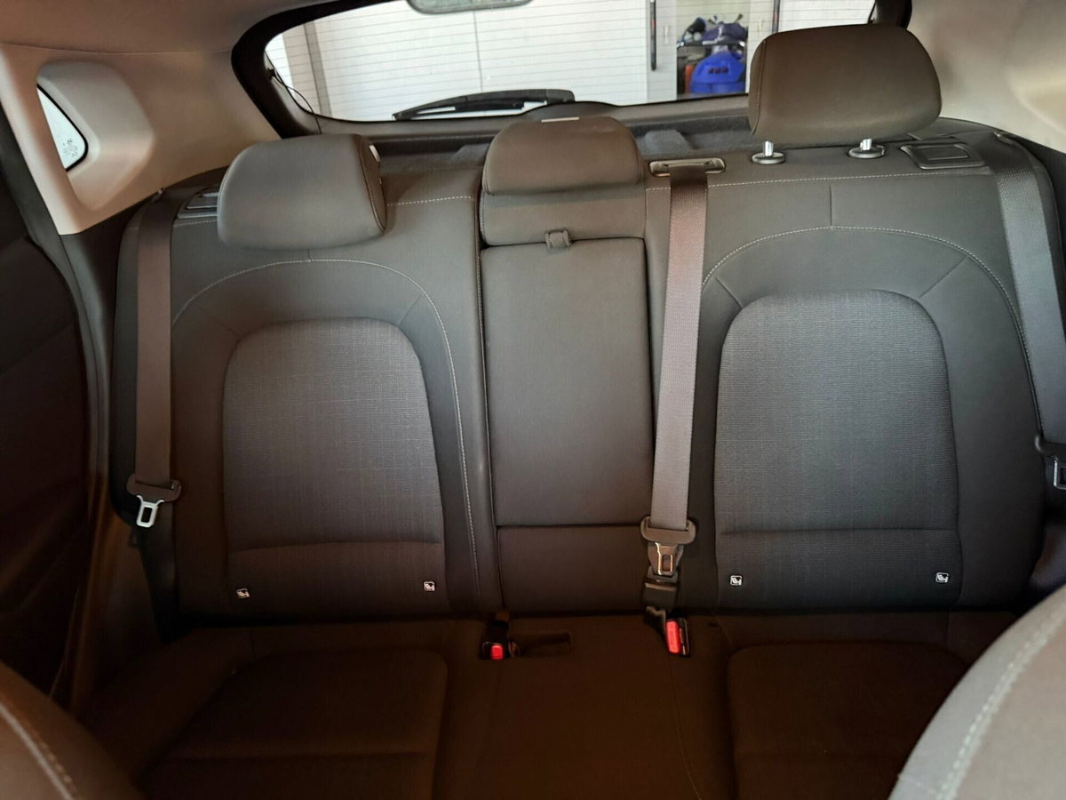Hyundai Kona 1.0 T-GDI Hybrid 48V iMT XLine (14)
