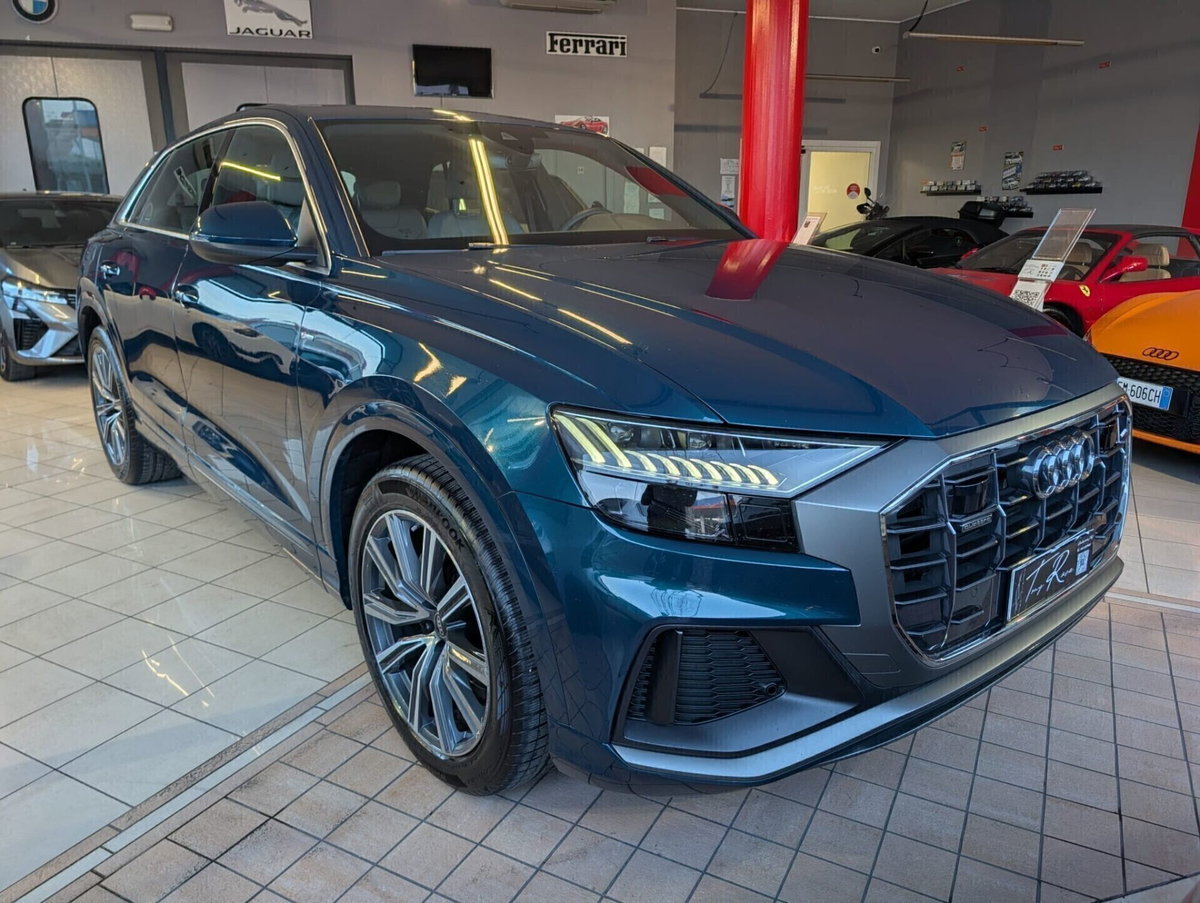 Audi Q8 Q8 45 TDI quattro tiptronic Sport