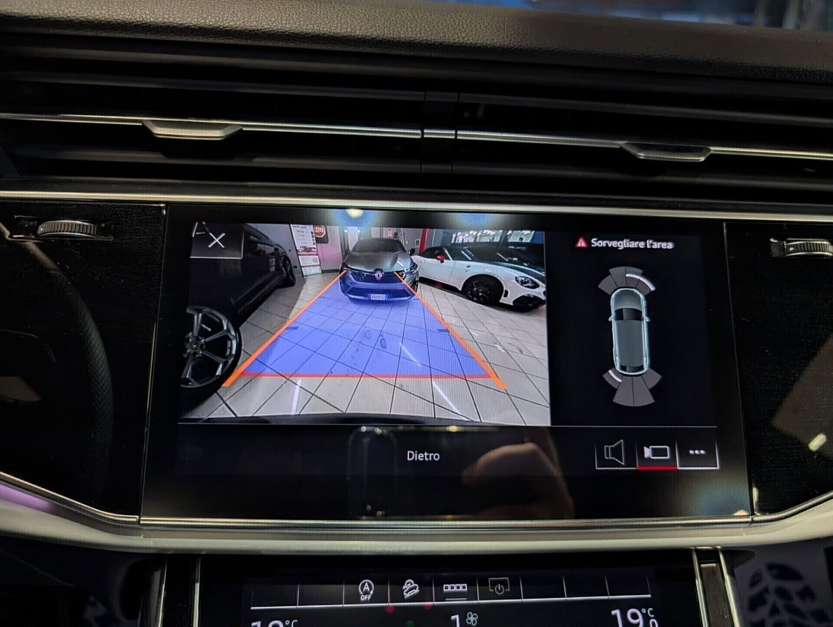 Audi Q8 Q8 45 TDI quattro tiptronic Sport (15)