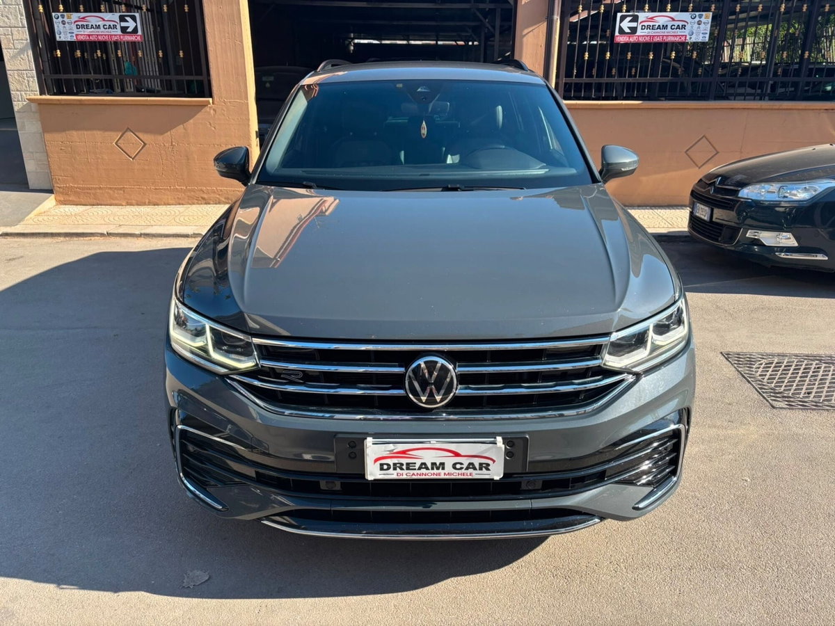 Volkswagen Tiguan 2.0 TDI 150 CV SCR DSG 4MOTION R-Line