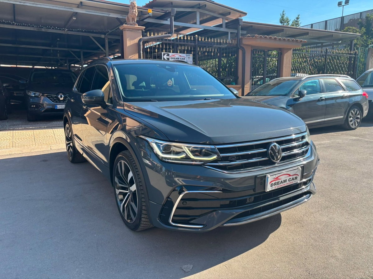 Volkswagen Tiguan 2.0 TDI 150 CV SCR DSG 4MOTION R-Line (3)