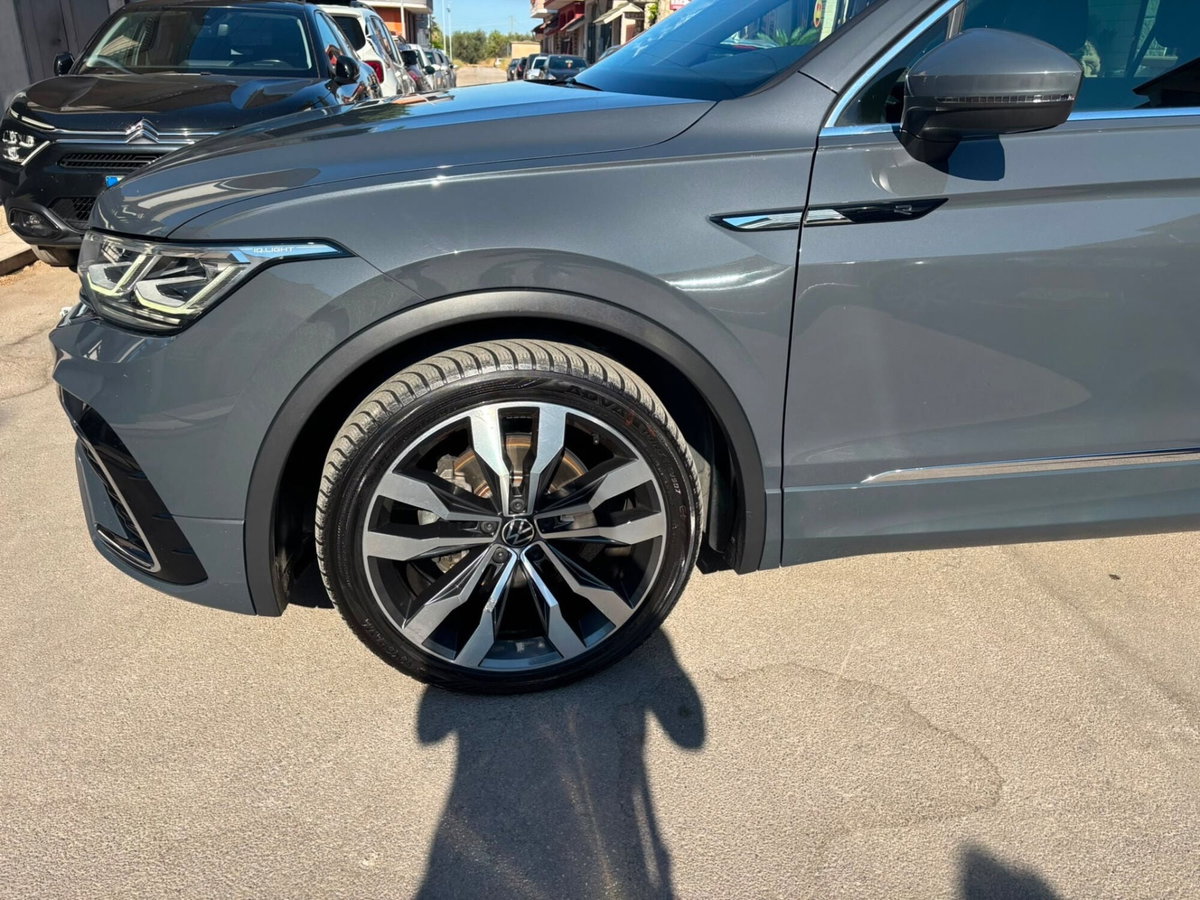 Volkswagen Tiguan 2.0 TDI 150 CV SCR DSG 4MOTION R-Line (7)