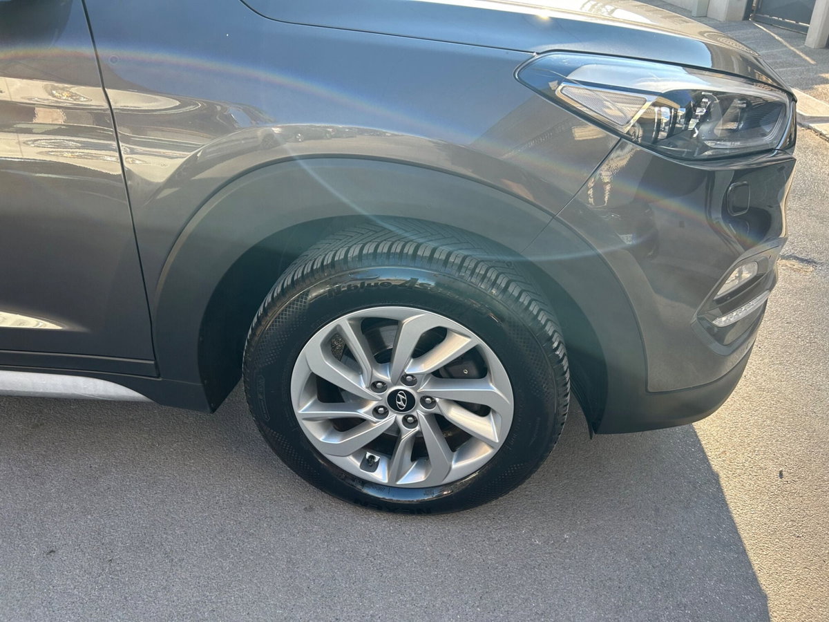 Hyundai Tucson 1.7 CRDi XPossible (7)