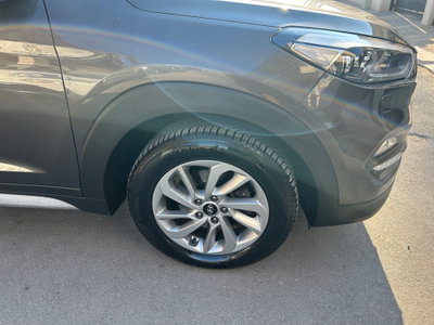 Hyundai Tucson 1.7 CRDi XPossible (7)