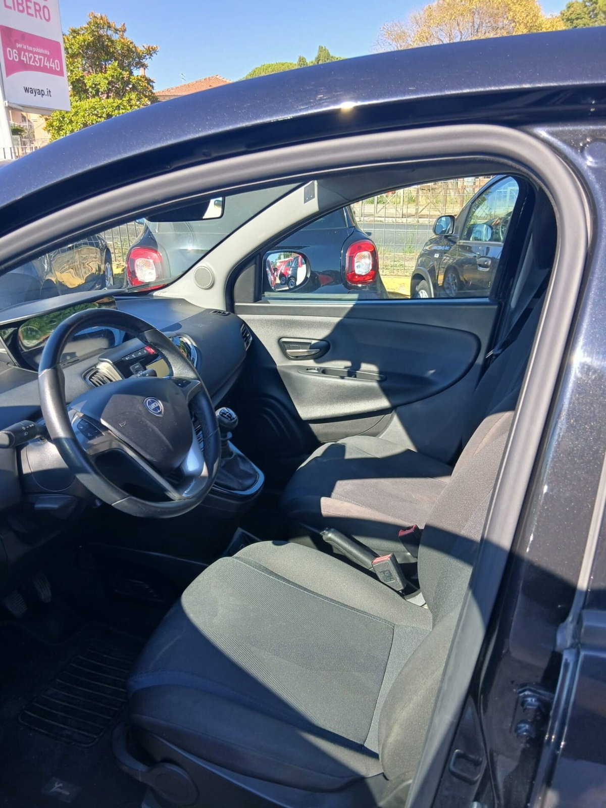 Lancia Ypsilon 1.0 FireFly 5 porte S&S Hybrid Ecochic UnYca (4)