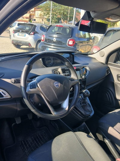 Lancia Ypsilon 1.0 FireFly 5 porte S&S Hybrid Ecochic UnYca (5)