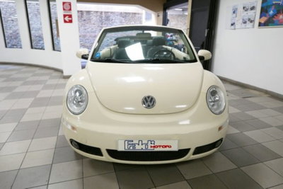 Volkswagen New Beetle Cabrio TDI 105CV (2)