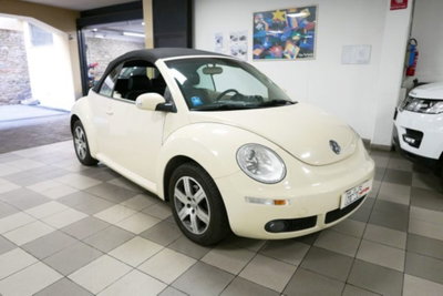 Volkswagen New Beetle Cabrio TDI 105CV (6)