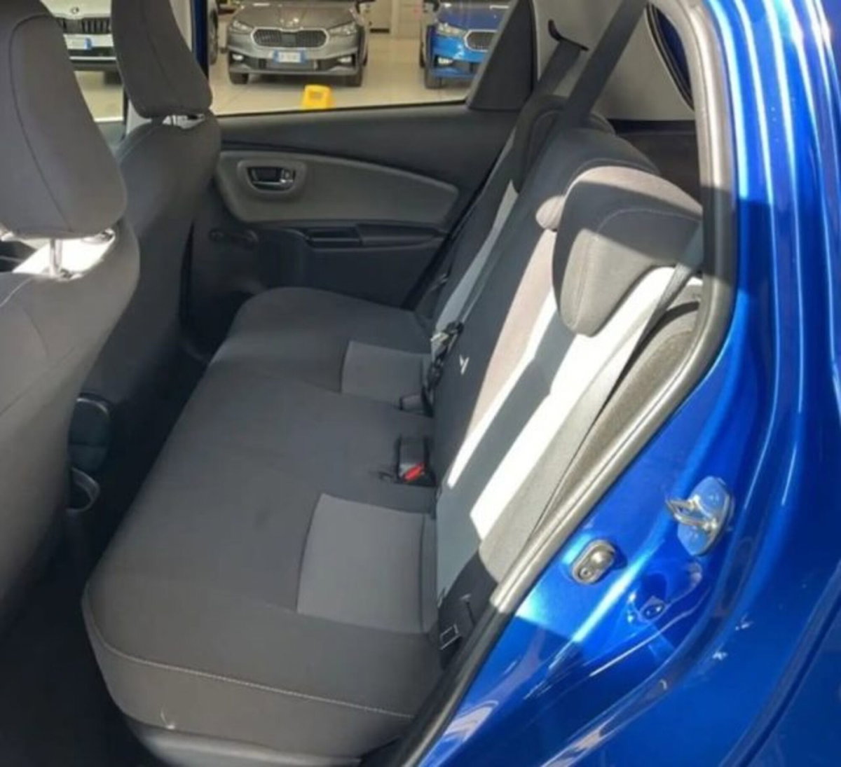Toyota Yaris Cross 1.5 Hybrid 5p. E-CVT Premiere (2)