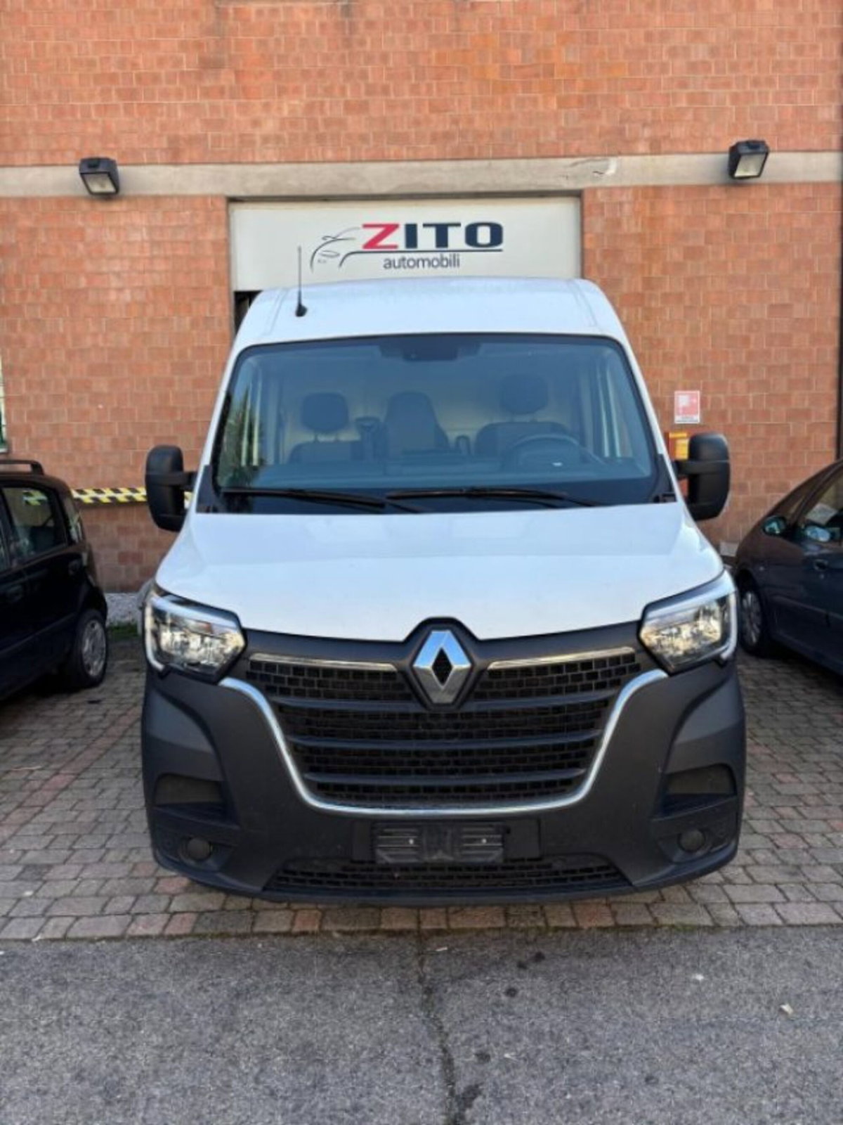Renault Master Furgone T35 2.3 dCi 135 PL-TM-DC Furgone Ice (9)