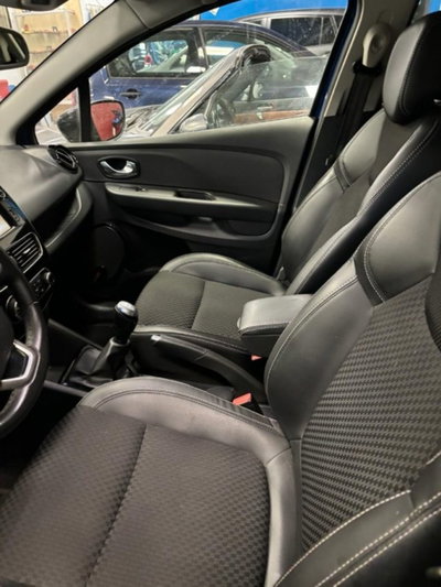 Renault Clio Sporter dCi 8V 75 CV Business (4)