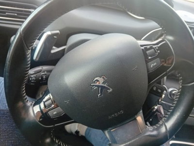 Peugeot 308 SW BlueHDi 130 S&S EAT8 GT Line (15)