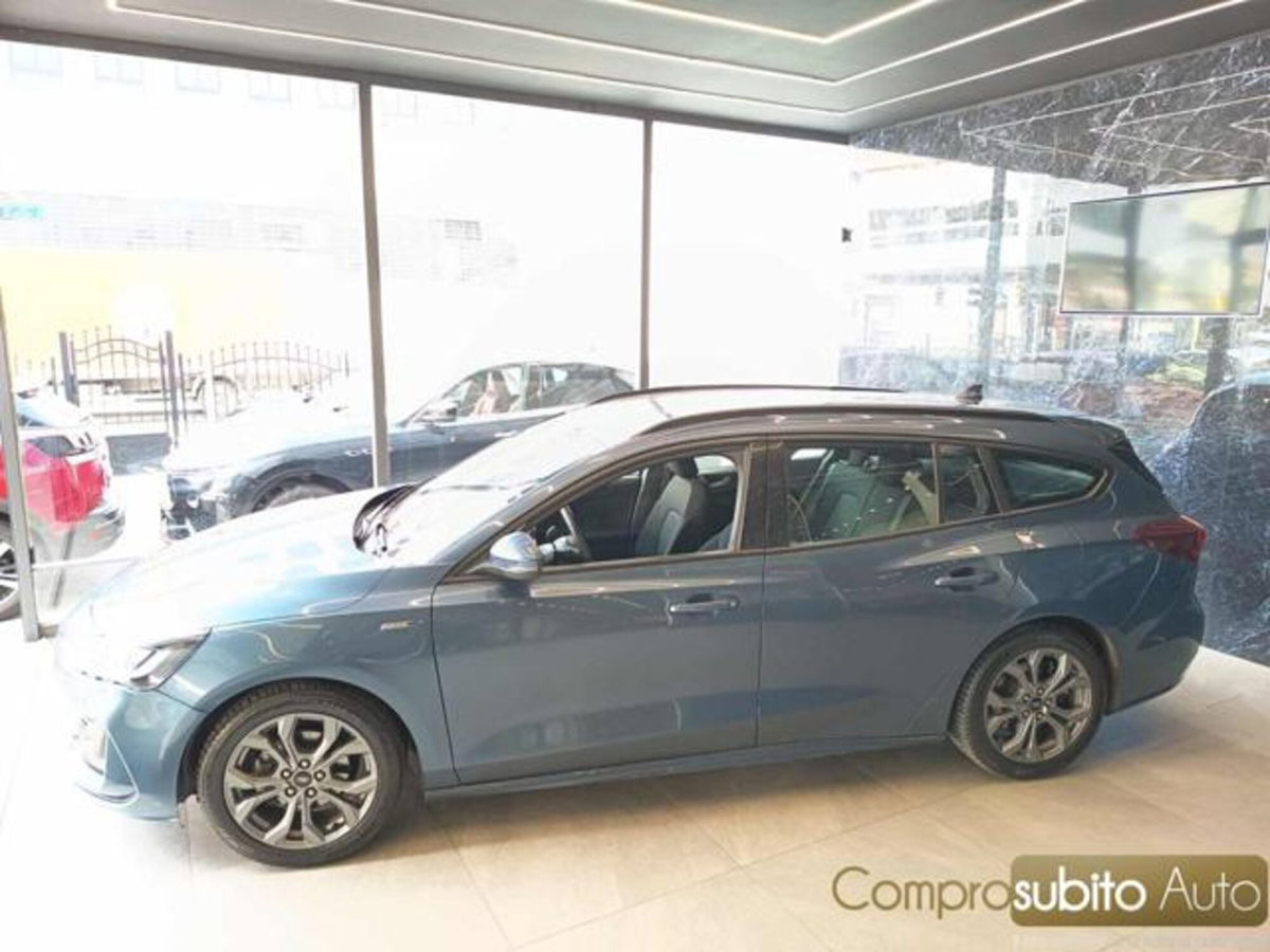 Ford Focus Station Wagon 1.0 EcoBoost Hybrid 125 CV Powershift SW ST-Line X (5)