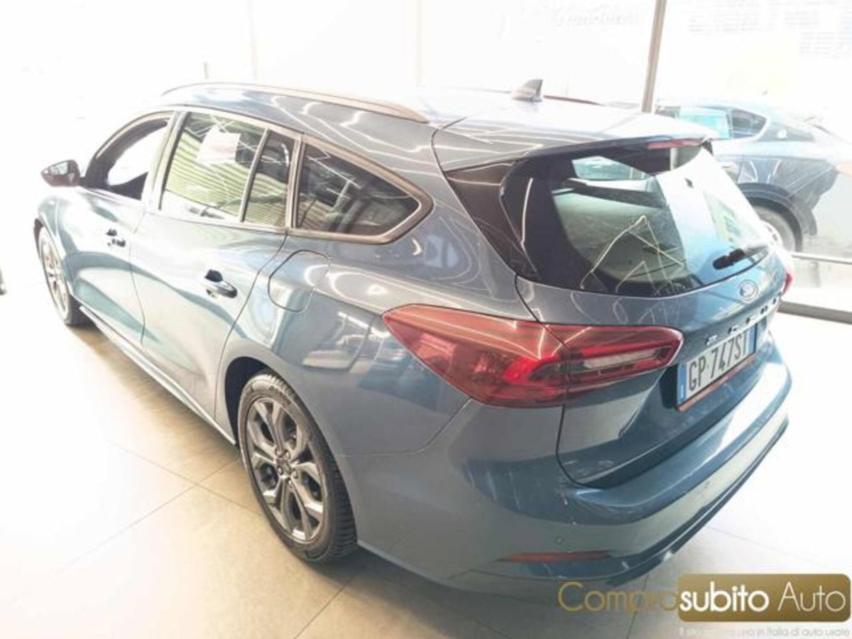 Ford Focus Station Wagon 1.0 EcoBoost Hybrid 125 CV Powershift SW ST-Line X (7)