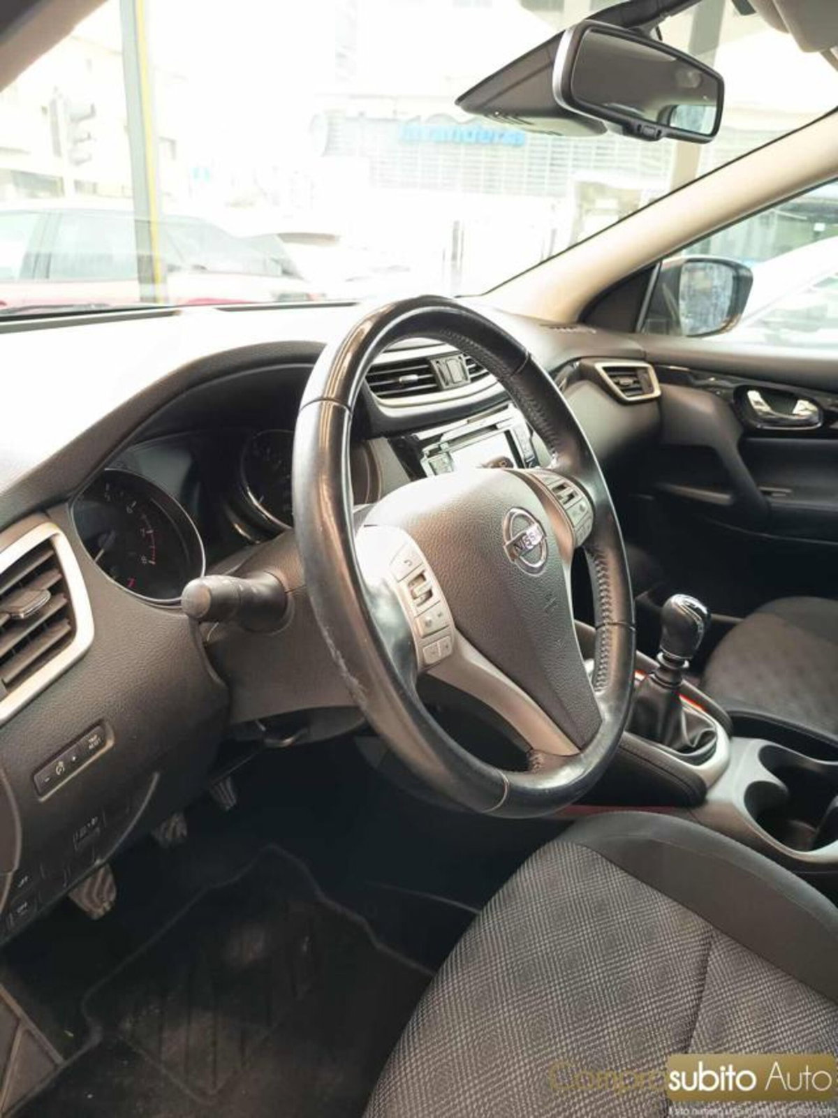 Nissan Qashqai 1.2 DIG-T Visia (10)