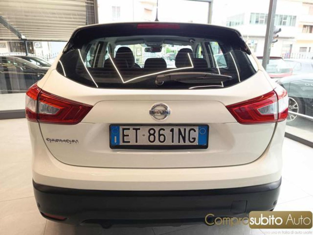 Nissan Qashqai 1.2 DIG-T Visia (5)
