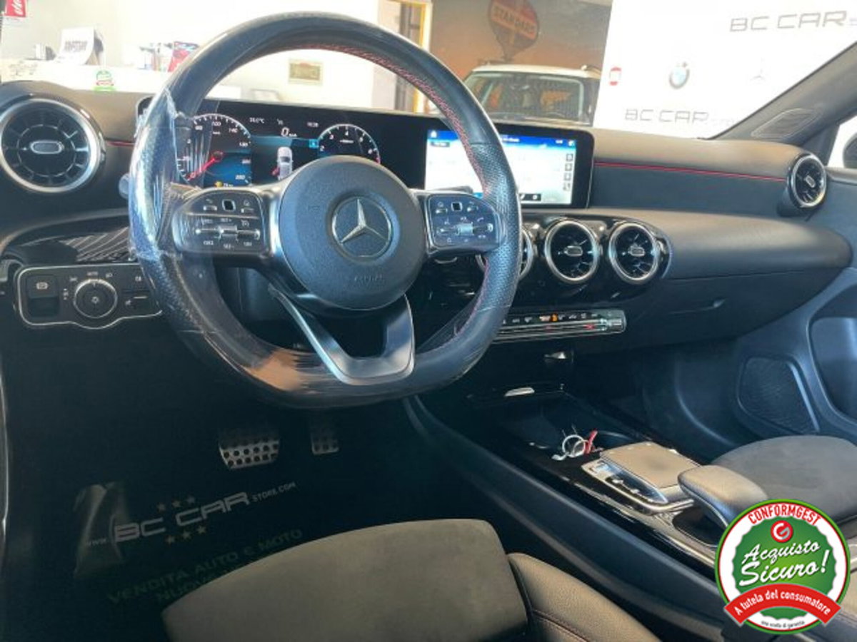 Mercedes-Benz Classe A 180 Premium (13)