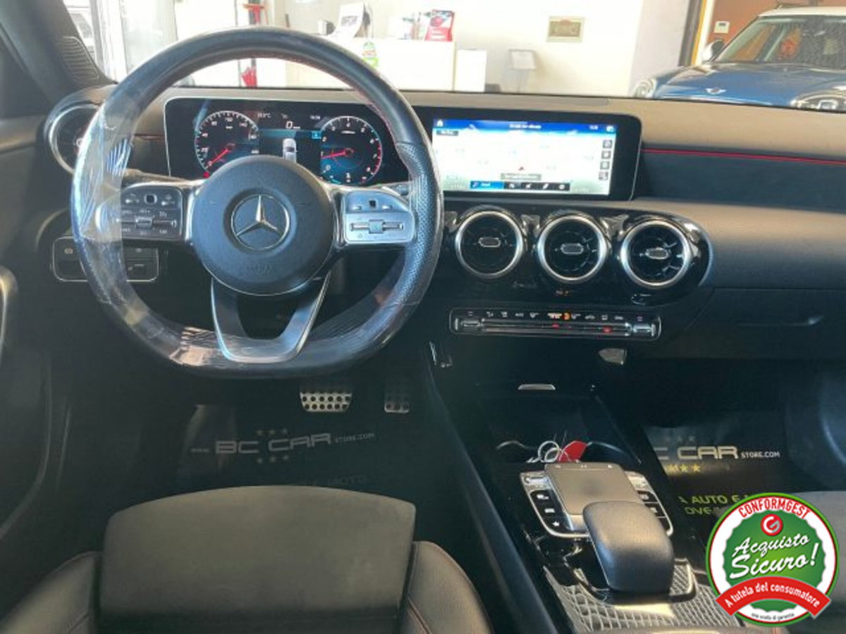 Mercedes-Benz Classe A 180 Premium (14)