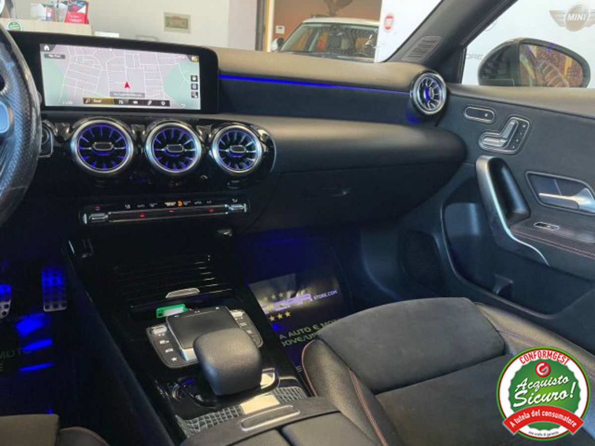 Mercedes-Benz Classe A 180 d AMG Line Premium Plus auto (16)