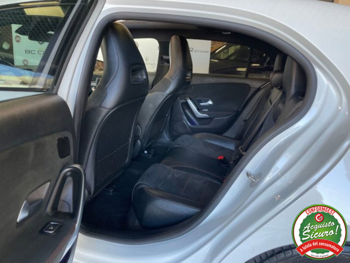 Mercedes-Benz Classe A 180 d AMG Line Premium Plus auto (18)