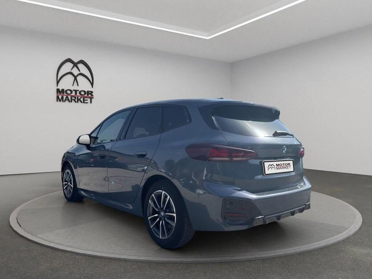 BMW Serie 2 Active Tourer 218d  Msport auto (8)