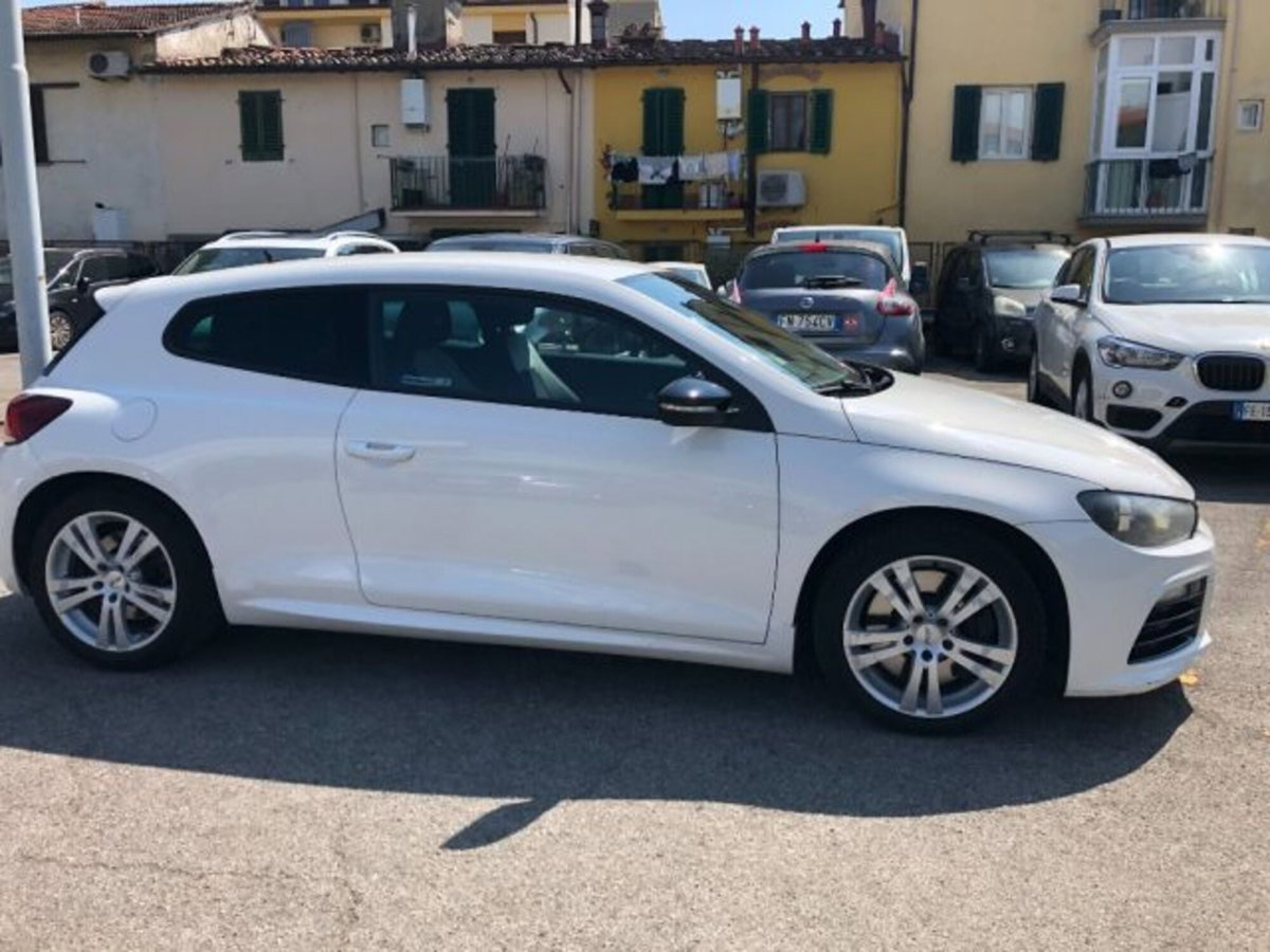 Volkswagen Scirocco 2.0 TSI R (8)