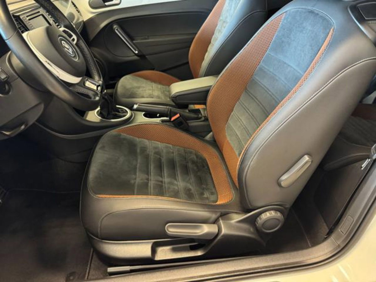 Volkswagen Maggiolino Cabrio 1.2 TSI Design BlueMotion Technology (4)