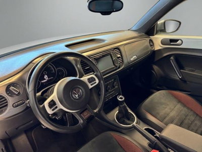 Volkswagen Maggiolino Cabrio 1.2 TSI Design BlueMotion Technology (5)