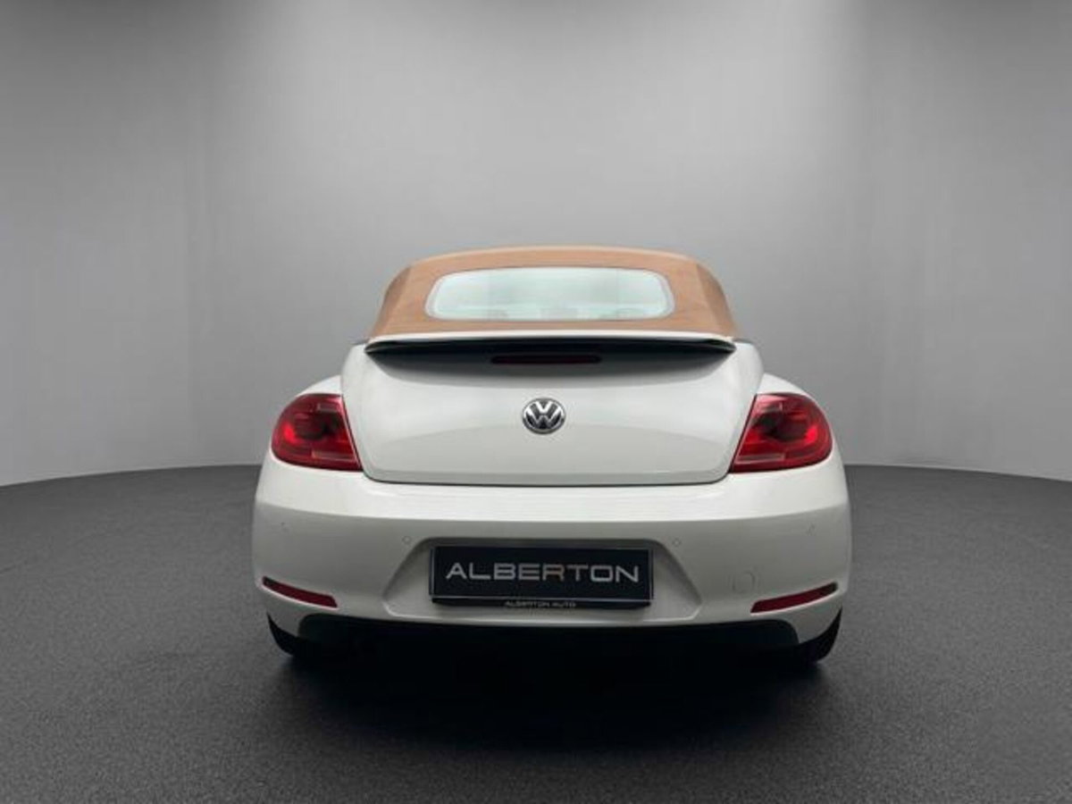 Volkswagen Maggiolino Cabrio 1.2 TSI Design BlueMotion Technology (9)