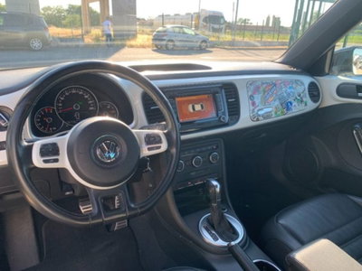 Volkswagen Maggiolino 2.0 TSI DSG Sport (13)