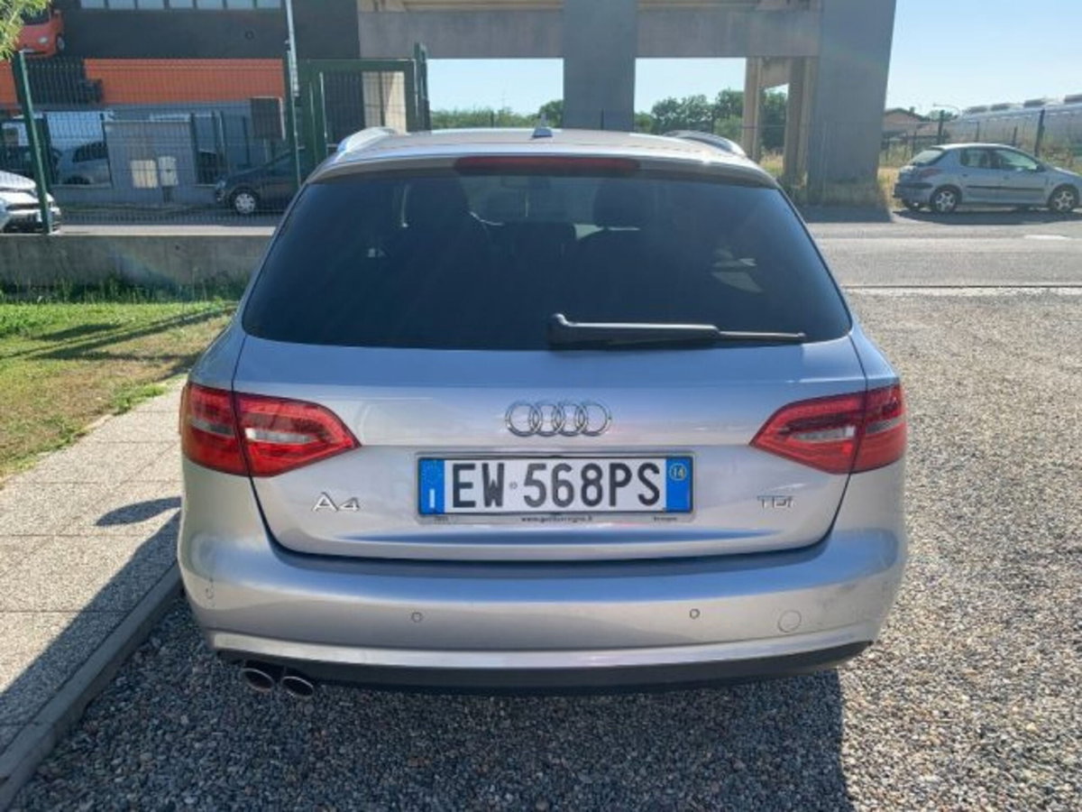 Audi A4 Avant 2.0 TDI 150 CV Business (4)