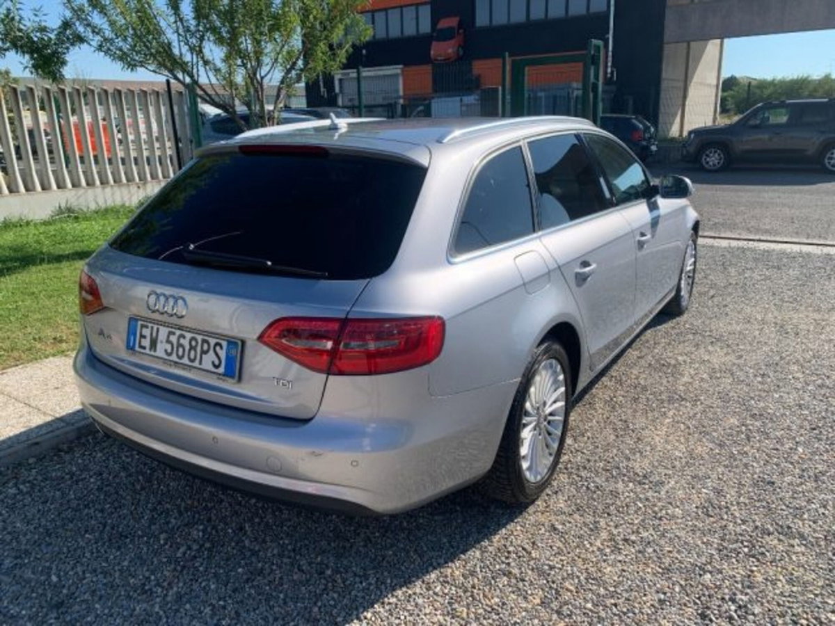 Audi A4 Avant 2.0 TDI 150 CV Business (5)