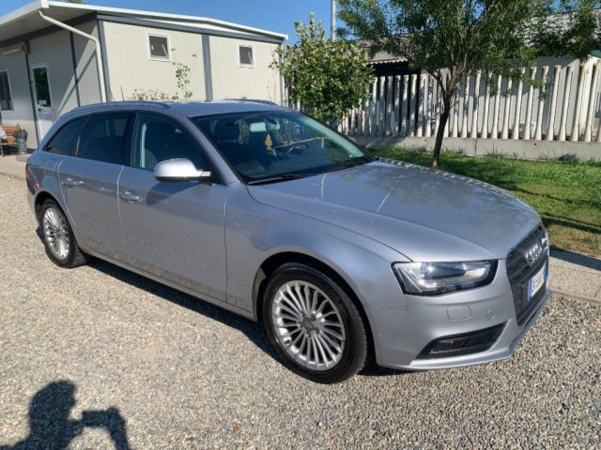 Audi A4 Avant 2.0 TDI 150 CV Business (7)