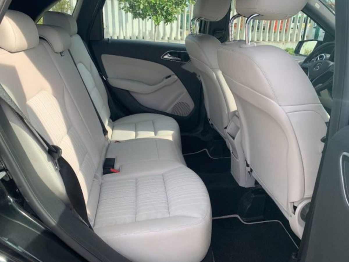 Mercedes-Benz Classe B 180 CDI Premium (10)