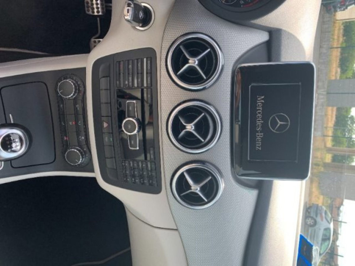 Mercedes-Benz Classe B 180 CDI Premium (14)