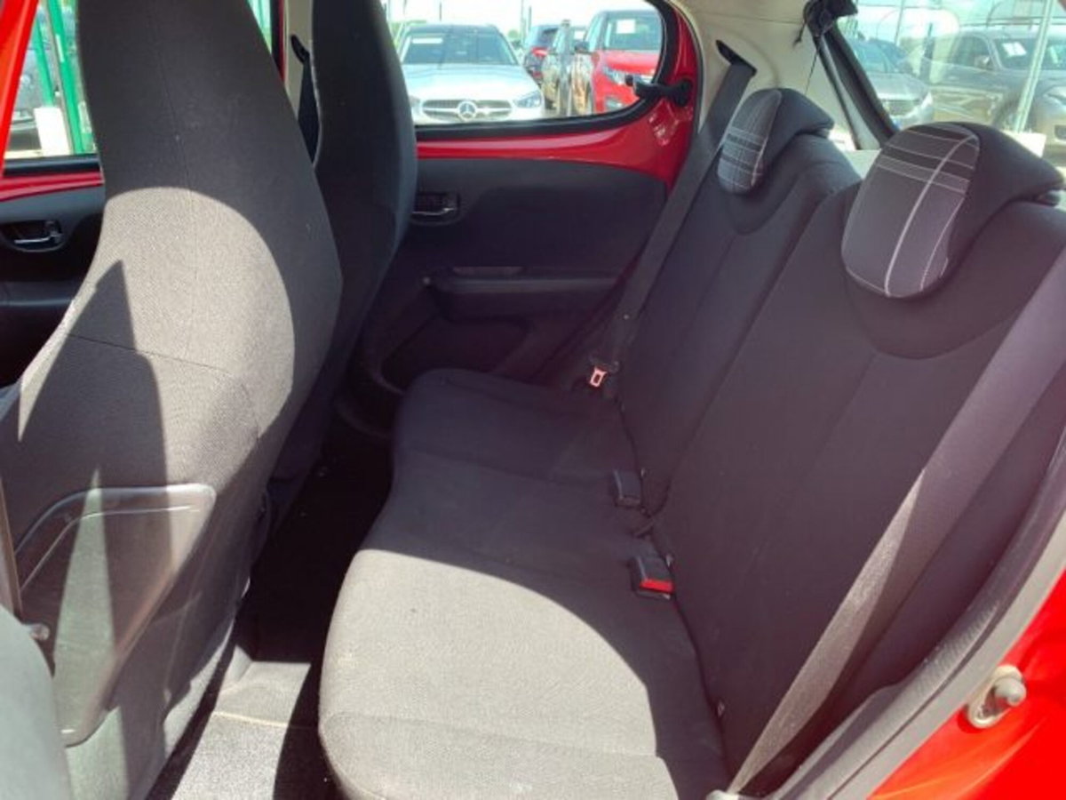 Peugeot 108 82 5 porte Allure (10)