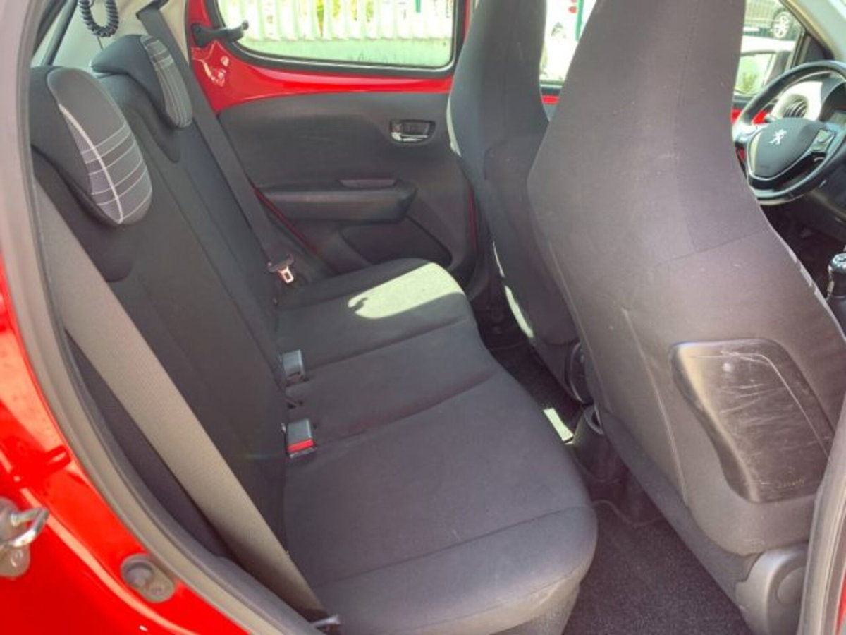 Peugeot 108 82 5 porte Allure (11)