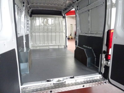 Fiat Ducato Furgone 35 2.2 Mjt 140CV AT9 PM-TM Maxi (10)