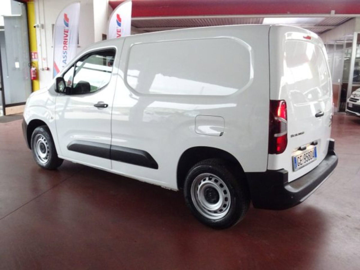 Citroen Berlingo Furgone BlueHDi 100 Van M Club (3)