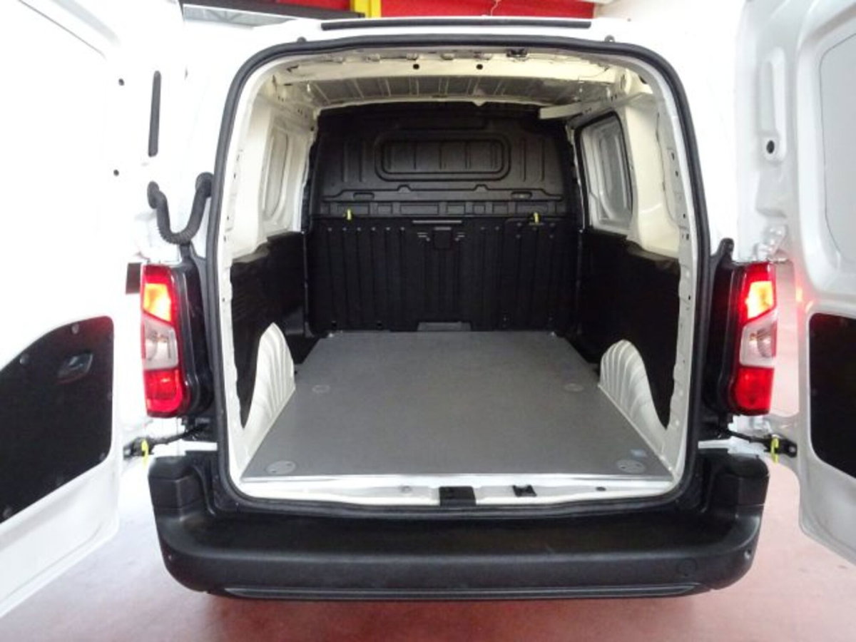 Citroen Berlingo Furgone BlueHDi 100 Van M Club (6)