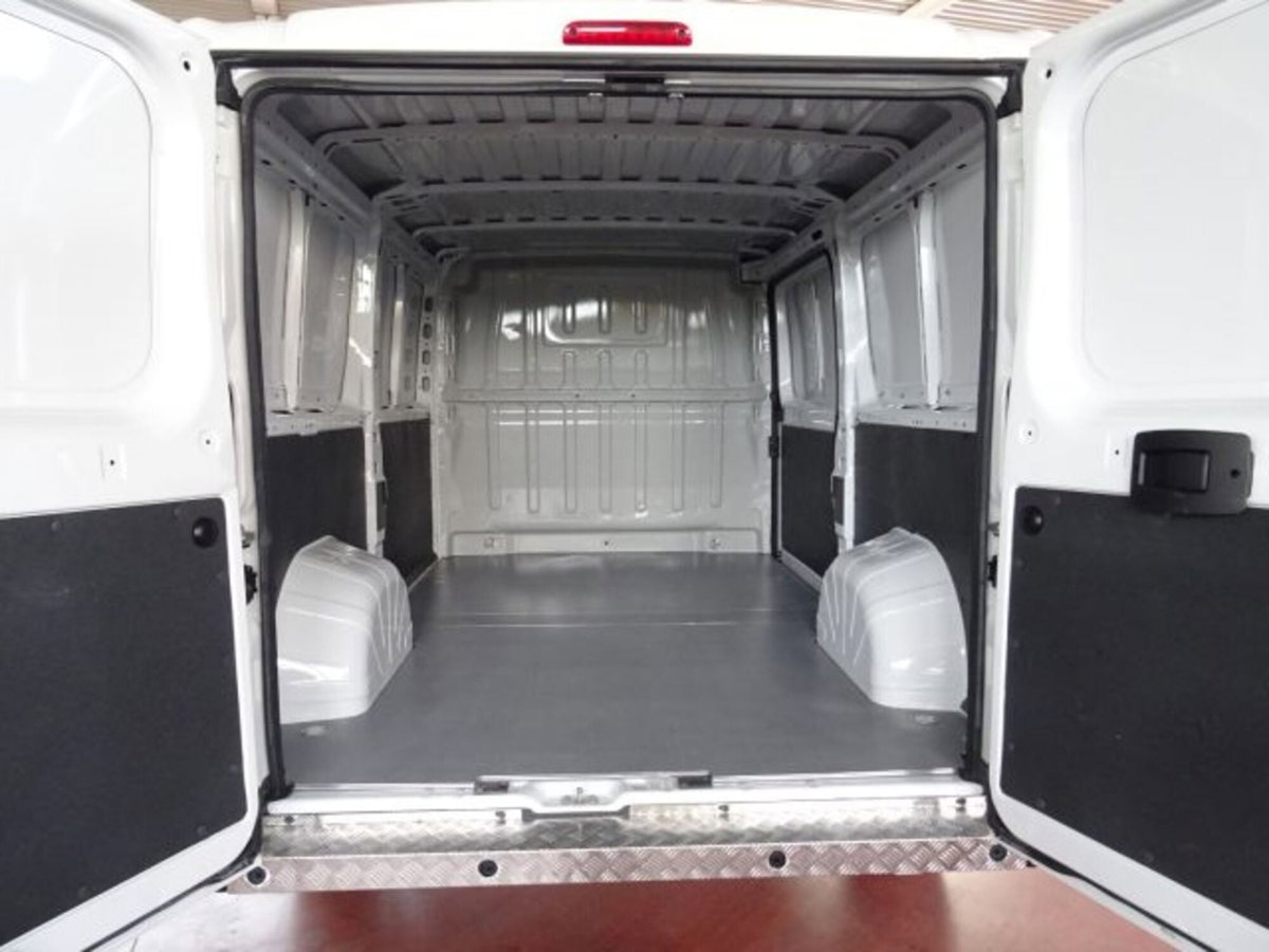 Fiat Ducato Furgone 33 2.2 Mjt 140CV AT9 PM-TN Furgone (7)