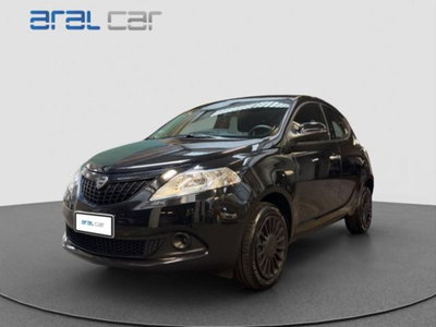 Lancia Ypsilon 1.0 FireFly 5 porte S&S Hybrid Silver Plus usata