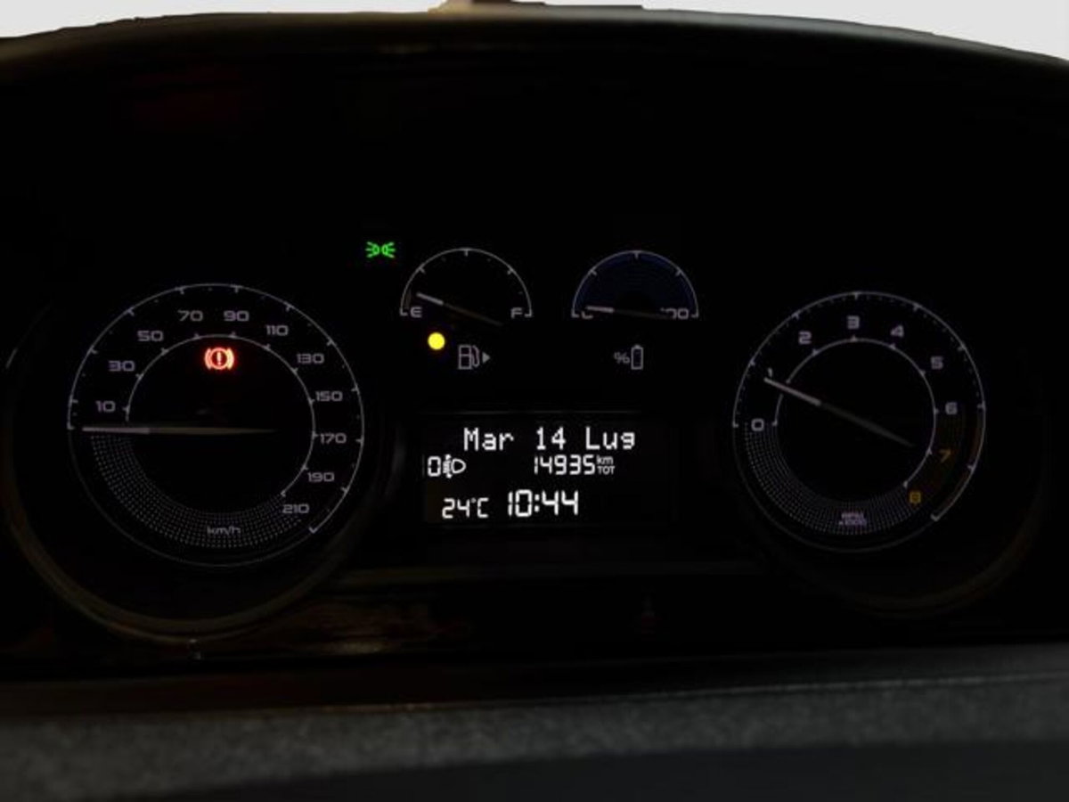 Lancia Ypsilon 1.0 FireFly 5 porte S&S Hybrid Silver Plus (11)