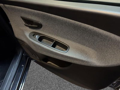 Lancia Ypsilon 1.0 FireFly 5 porte S&S Hybrid Silver Plus (18)