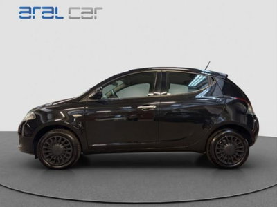 Lancia Ypsilon 1.0 FireFly 5 porte S&S Hybrid Silver Plus (3)